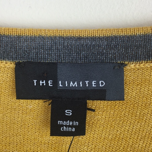 The Limited - Thin 3/4 Length Sleeve Sweater - Picture 3 of 6